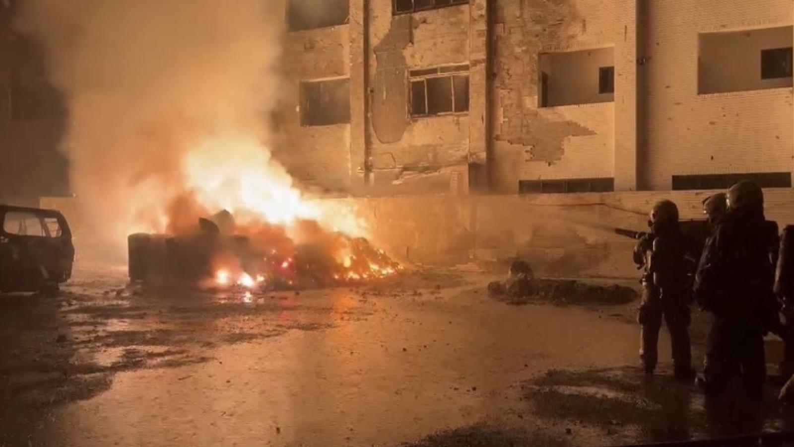 台南安南大爆炸「堆放物」曝光!消防粉專曝「下雨更危險」真相:非單純空地火警