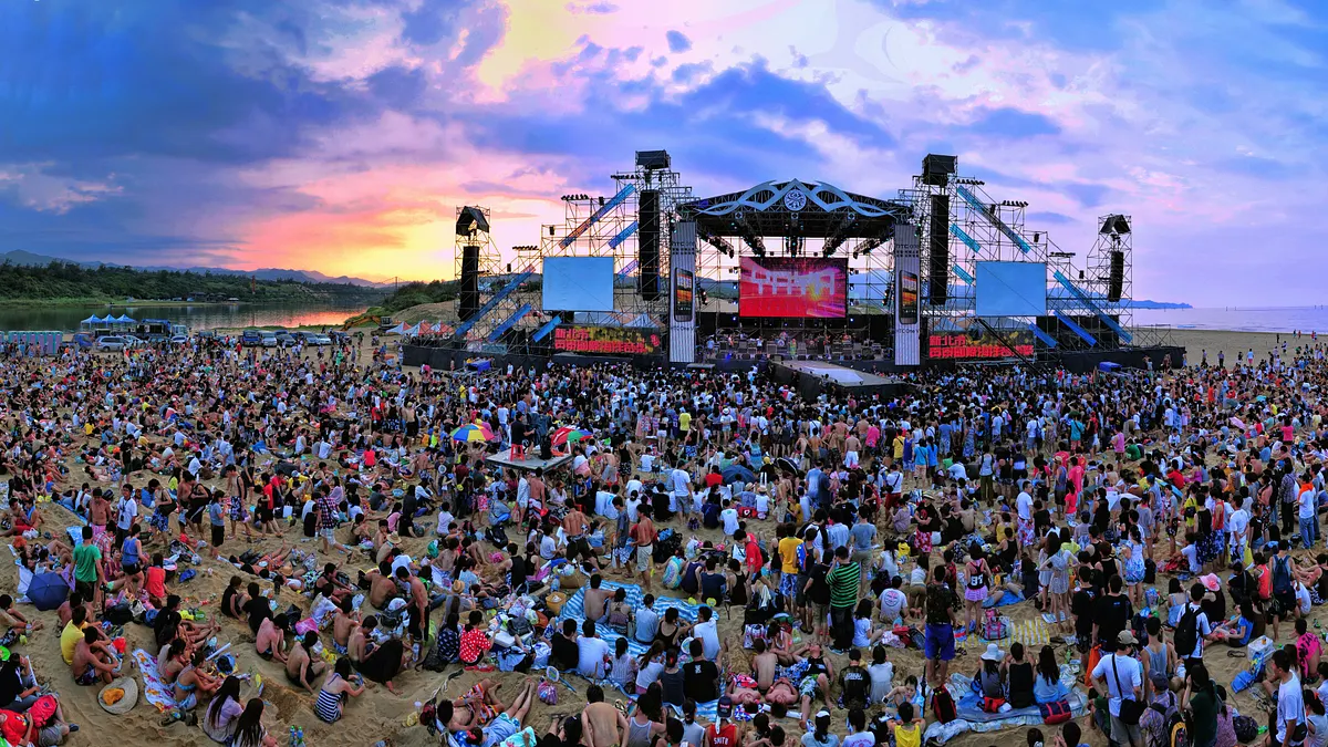 今夏最HIGH的搖滾派對「2017新北市貢寮國際海洋音樂祭」將於28日熱力登場。(圖/新北市觀旅局提供)