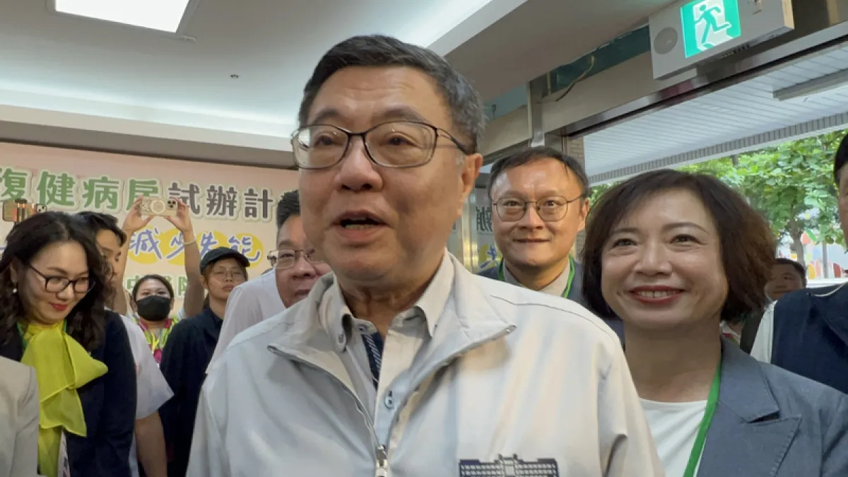 哀鴻遍野之際,行政院長卓榮泰一句話震驚各界:立法院刪了預算,所以他這幾天「只能用電話跟地方聯繫」。(中央社)