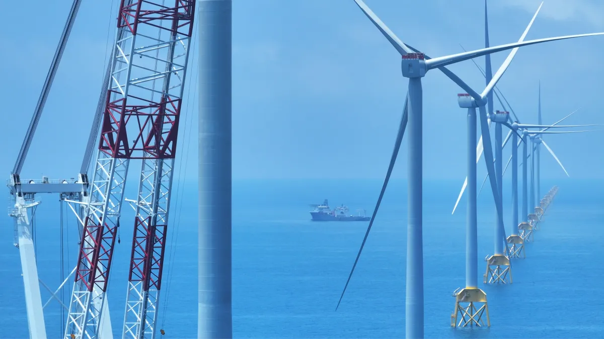 「台灣海峽是全球最佳風場」的說法曾經是蔡政府力推風電的重要理由,但最終證明是錯誤、膨風甚至是謊言。