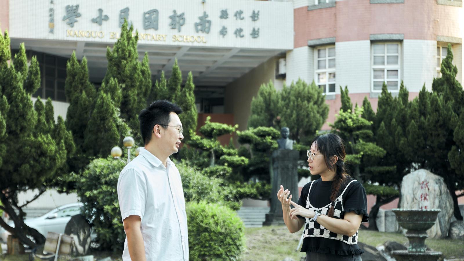 百業金牌》從傳統市場到家庭餐桌!南郭國小吳嘉明、陳宥妤用食農教育帶孩子走進真實生活