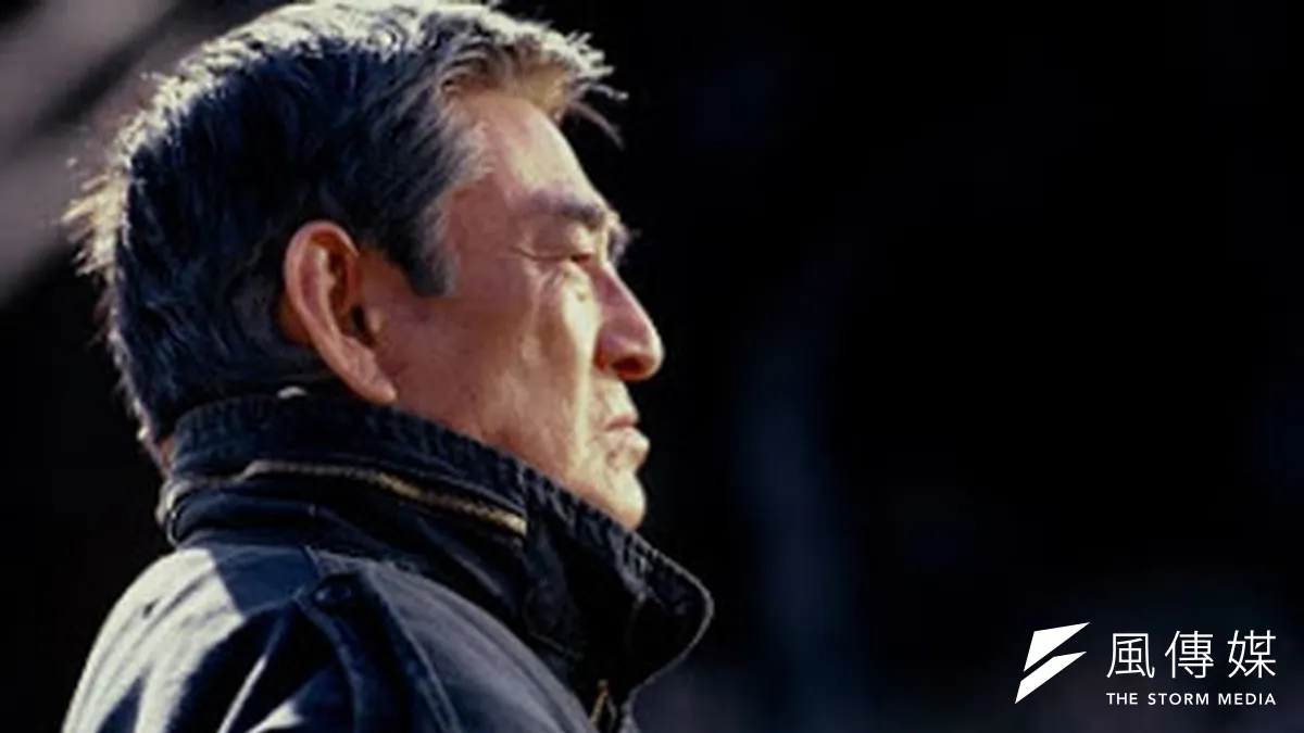 以游俠形象深入人心的日本硬底子演員高倉健因病辭世。(劇照) 以游俠形象深入人心的日本硬底子演員高倉健因病辭世。(劇照)