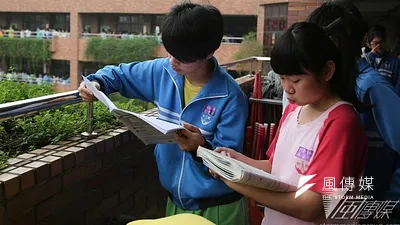 台師大心測中心2日公布首屆國中教育會考「各科能力等級加標示與答對題數對照表」,5科精熟(A)級最多答錯題數合計為37題。(余志偉攝)