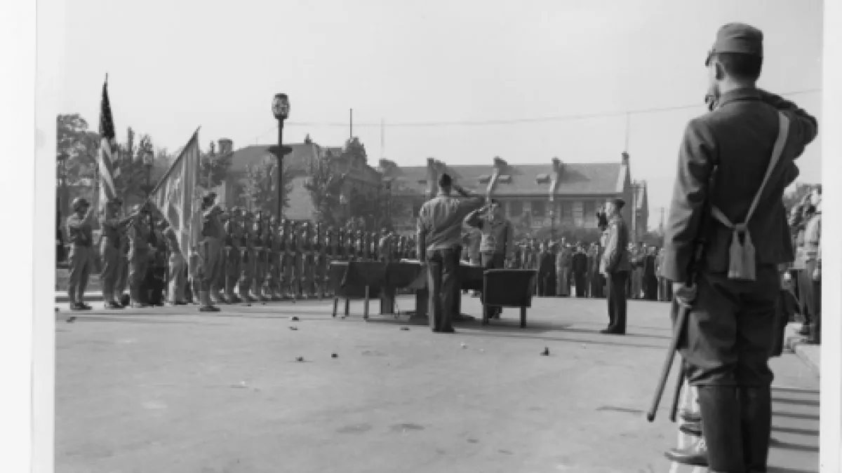 1945年10月6日,陸戰隊第3兩棲軍代表重慶中央政府在天津接受日軍投降。