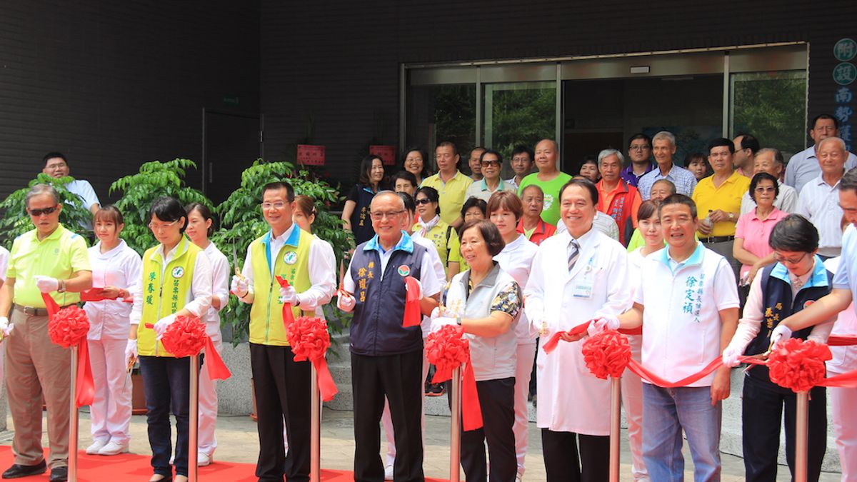 苗栗大千醫院南勢分院慢性照護大樓18日上午落成啟用,新增護理之家120床及105床精神慢性病房,加強年長者長照服務。(圖/苗栗縣政府提供) 苗栗大千醫院南勢分院慢性照護大樓18日上午落成啟用,新增護理之家120床及105床精神慢性病房,加強年長者長照服務。(圖/苗栗縣政府提供)