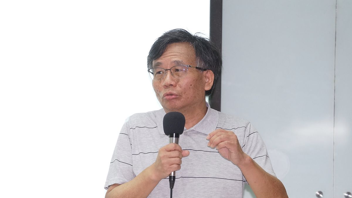 台大公衛學者陳秀熙19日表示,如以GDP估算台灣感染COVID-19及長新冠的損失,整體損失為新台幣1337億元。(資料照,盧逸峰攝) 台大公衛學者陳秀熙19日表示,如以GDP估算台灣感染COVID-19及長新冠的損失,整體損失為新台幣1337億元。(資料照,盧逸峰攝)