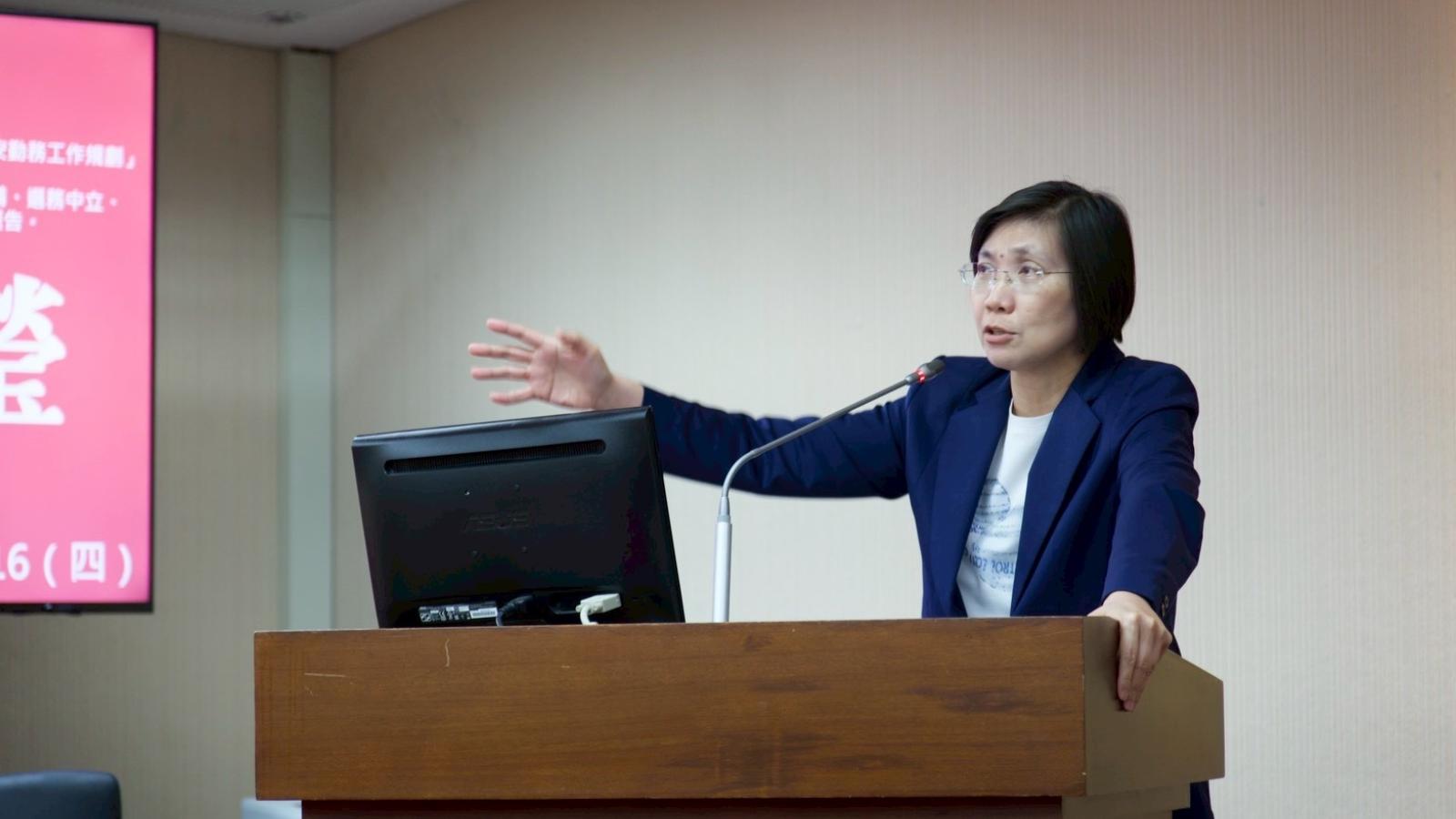 關切青年居住及金流壓力 徐欣瑩要求內政部制定新青安風險揭露書
