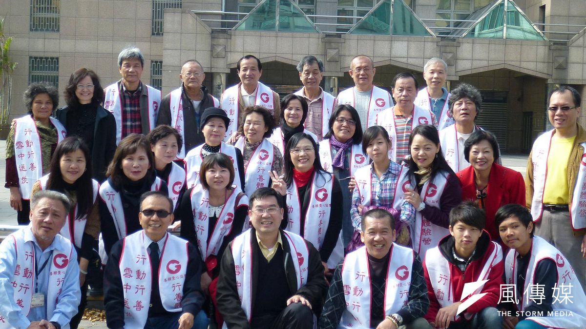 免費為窮人辦喪事的善願愛心協會,日前遭台北市殯葬管理處指出為他人樹葬卻未完葬。(取自善願愛心協會Facebook) 免費為窮人辦喪事的善願愛心協會,日前遭台北市殯葬管理處指出為他人樹葬卻未完葬。(取自善願愛心協會Facebook)