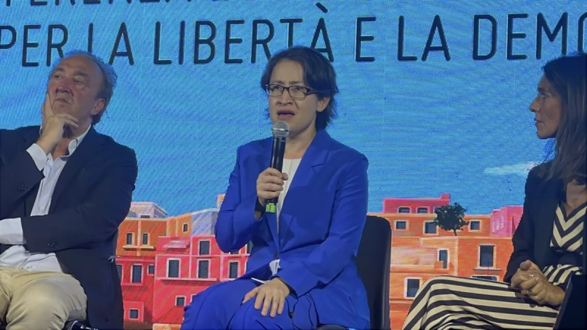 Vice President Hsiao Bi-khim delivers remarks at the second Ventotene European Forum on Freedom and Democracy in Italy on the evening of September 11, local time. (CNA)