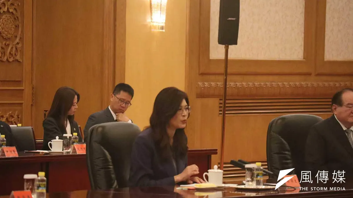 國民黨主席鄭麗文10日與中共總書記習近平在北京人民大會堂會面。(楊騰凱攝)