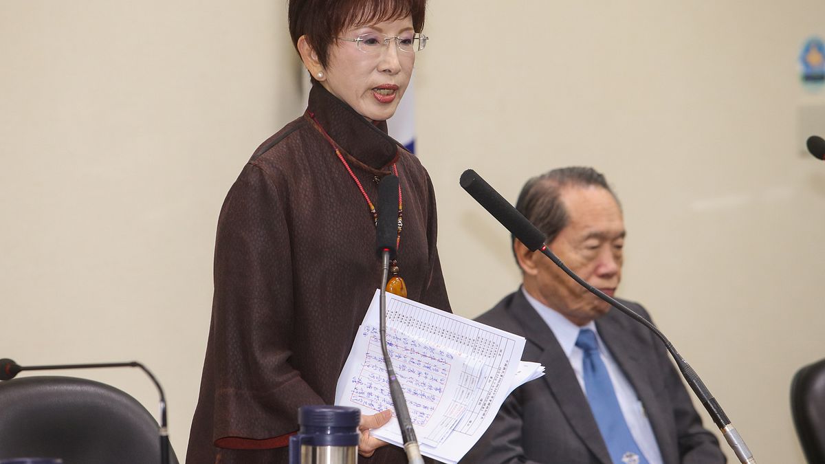 國民黨前黨主席洪秀柱自訴控告《新新聞》總編輯、總主筆及記者3人加重誹謗,今(22)日台北地院函詢國民黨相關人等的薪資,證實確有此事,判3人無罪。(資料照,陳明仁攝) 國民黨前黨主席洪秀柱自訴控告《新新聞》總編輯、總主筆及記者3人加重誹謗,今(22)日台北地院函詢國民黨相關人等的薪資,證實確有此事,判3人無罪。(資料照,陳明仁攝)