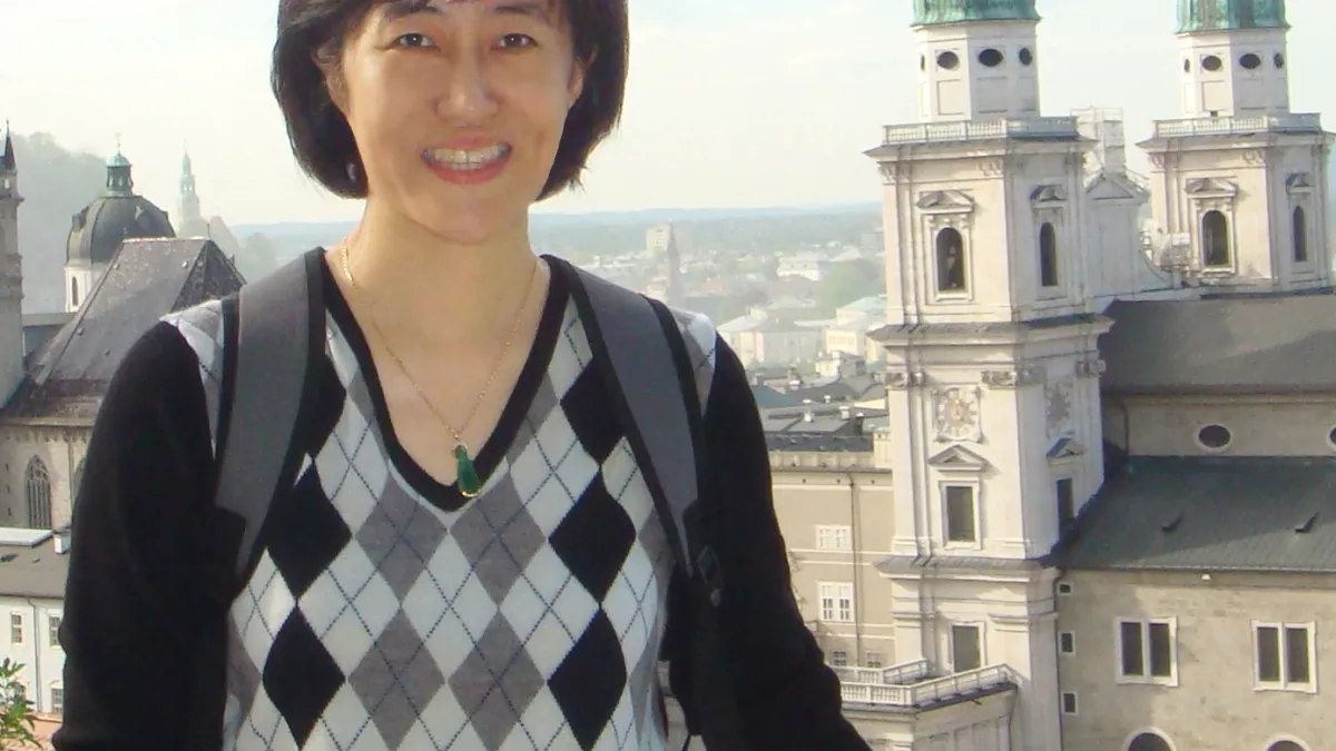外界預料陳思寬將成為國內首位女性私人金控董事長。(取自台大網頁)