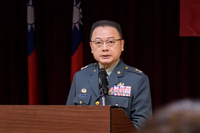 20260127-國防部政務辦公室主任孫立方中將27日於記者會進行說明。(劉偉宏攝)