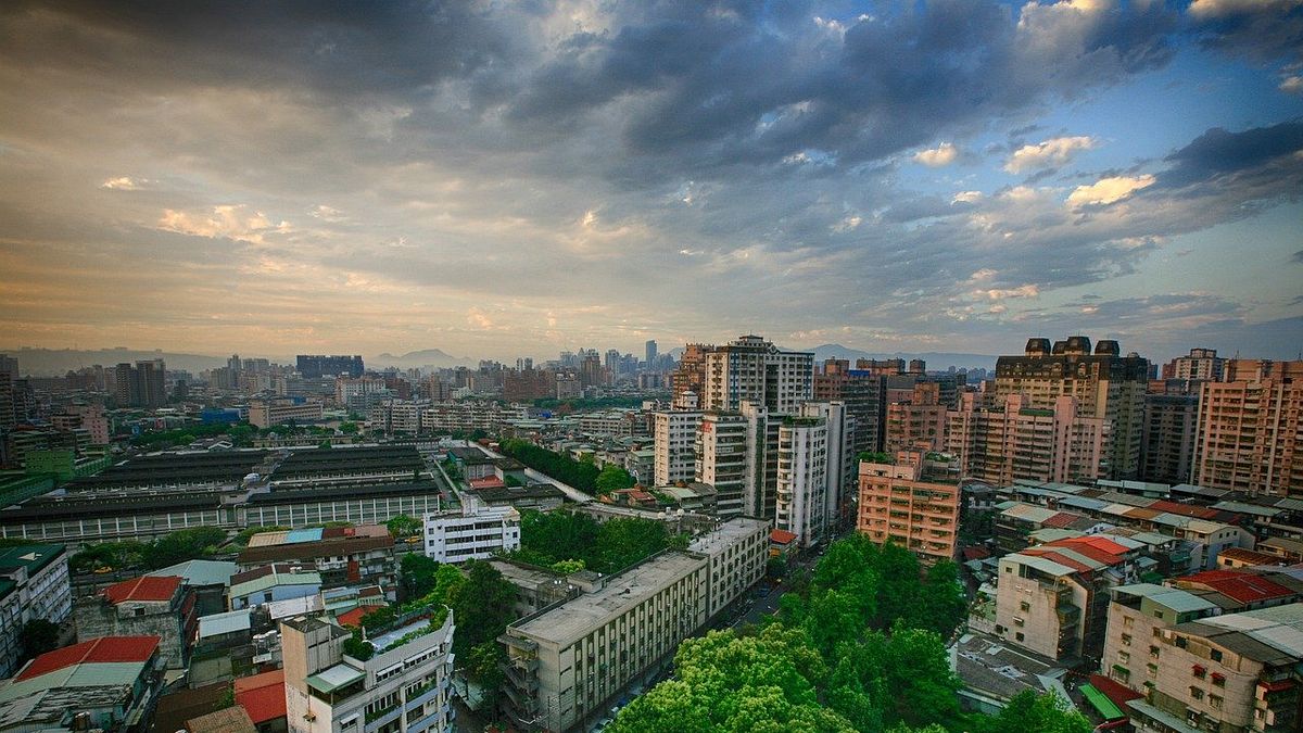 第四季本來就是買房旺季,加上疫情遞延的買氣爆發、台積電入駐高雄,將成交量推升至歷史高點。(圖/Pixabay;攝/Dorigo) 第四季本來就是買房旺季,加上疫情遞延的買氣爆發、台積電入駐高雄,將成交量推升至歷史高點。(圖/Pixabay;攝/Dorigo)