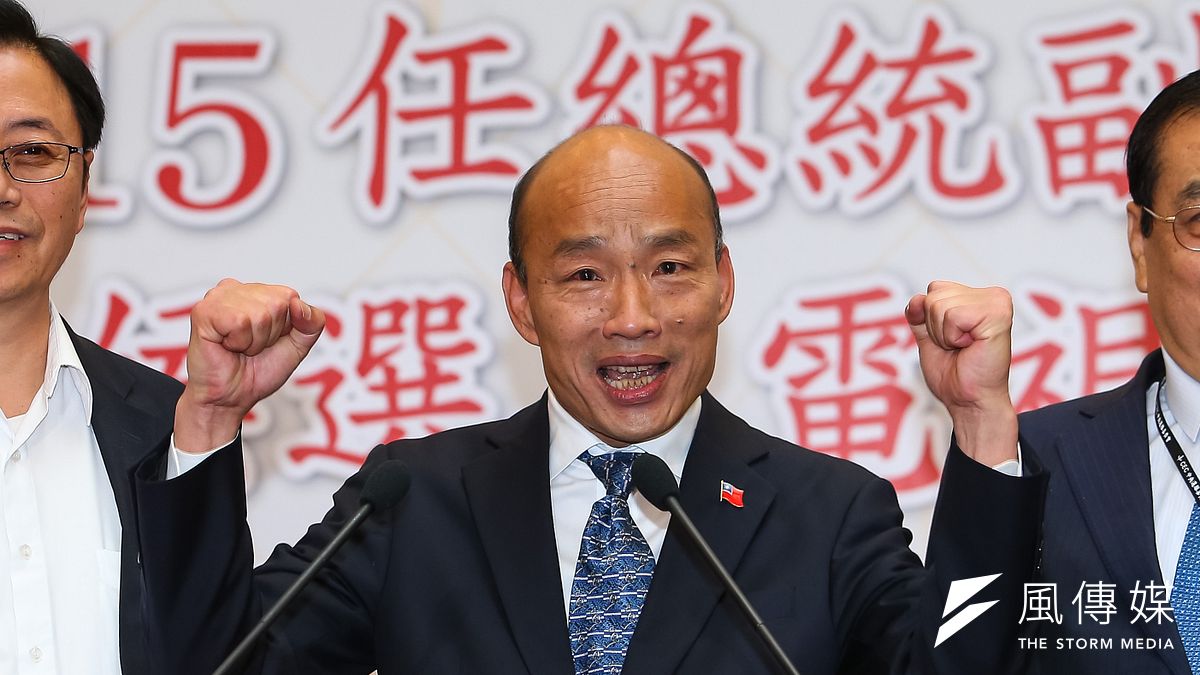 公民老師黃益中分析,國民黨總統候選人韓國瑜(見圖)讓政治綜藝化,讓很多不關心政治的年輕人都知道韓國瑜,可能會因此投給韓。(資料照,顏麟宇攝) 公民老師黃益中分析,國民黨總統候選人韓國瑜(見圖)讓政治綜藝化,讓很多不關心政治的年輕人都知道韓國瑜,可能會因此投給韓。(資料照,顏麟宇攝)