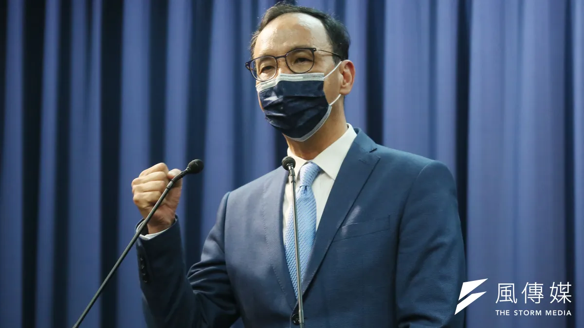 國民黨主席朱立倫(見圖)上任第1戰,挑選立委陳柏惟、林昶佐2位獨派立委開刀,有其戰略考量。(資料照,柯承惠攝)