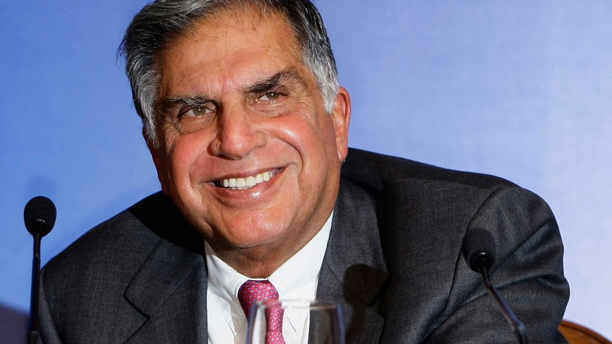 印度最大企業之一塔塔集團(Tata Group)前董事長塔達(Ratan Tata)過世,享壽86歲。圖為2009年他出席孟買的商業論壇。(美聯社) 印度最大企業之一塔塔集團(Tata Group)前董事長塔達(Ratan Tata)過世,享壽86歲。圖為2009年他出席孟買的商業論壇。(美聯社)