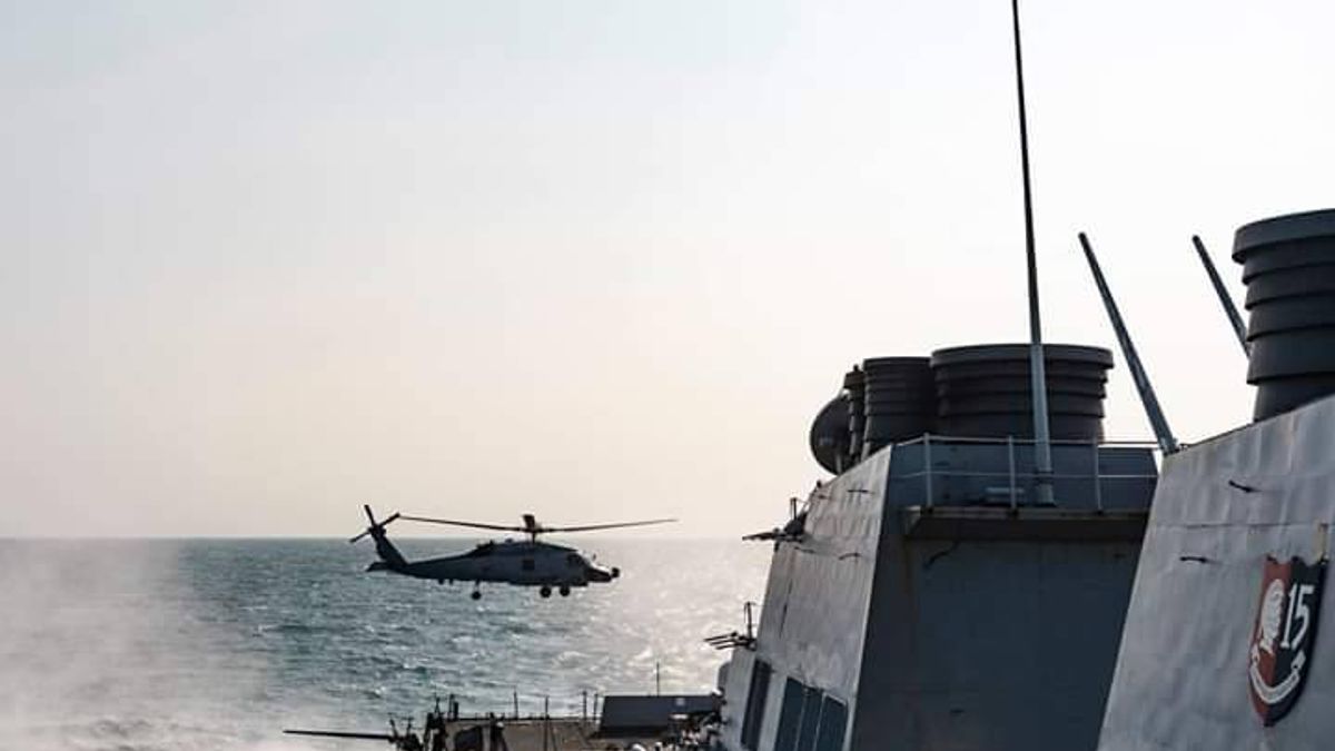 圖為美軍太平洋艦隊所屬驅逐艦「麥坎貝爾號」(DDG-85)通過台灣海峽。(資料照,取自美軍太平洋艦隊臉書) 圖為美軍太平洋艦隊所屬驅逐艦「麥坎貝爾號」(DDG-85)通過台灣海峽。(資料照,取自美軍太平洋艦隊臉書)