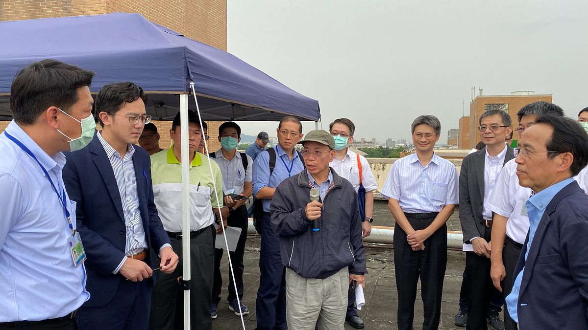 行政院張景森政委指示以明年底開放選地設廠為目標全力支持。(圖/高雄市經發局提供) 行政院張景森政委指示以明年底開放選地設廠為目標全力支持。(圖/高雄市經發局提供)