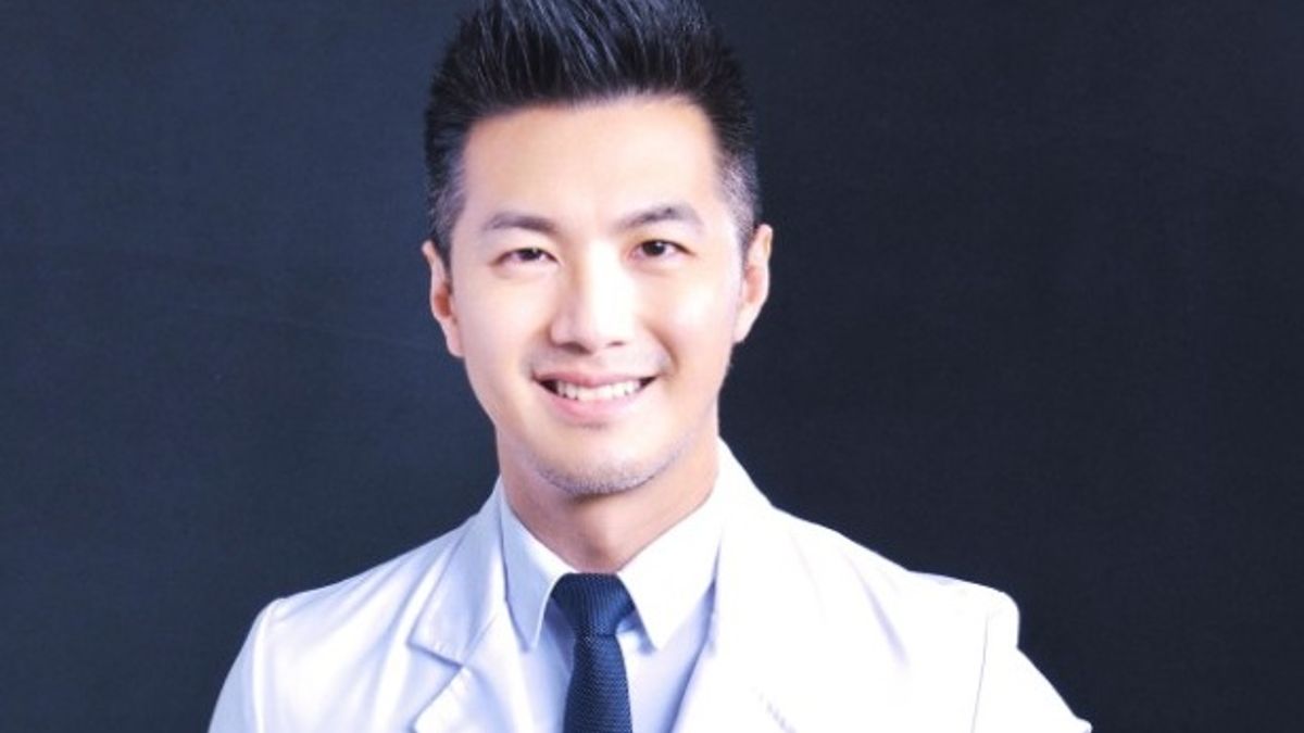 毒理專家招名威投書媒體,認為美國總統川普都將菸控政策的焦點轉為減害,但台灣卻還被意識形態綁架導致加熱菸審查卡關。(圖/擷取自招名威教授粉絲頁) 毒理專家招名威投書媒體,認為美國總統川普都將菸控政策的焦點轉為減害,但台灣卻還被意識形態綁架導致加熱菸審查卡關。(圖/擷取自招名威教授粉絲頁)