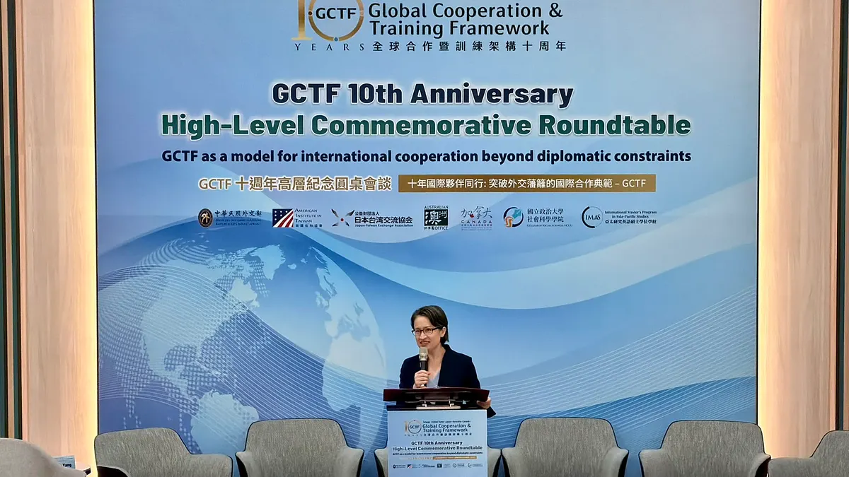 副總統蕭美琴23日上午出席在政治大學舉辦的「GCTF十周年高層紀念圓桌會談」並致詞。(鍾秉哲攝) 副總統蕭美琴23日上午出席在政治大學舉辦的「GCTF十周年高層紀念圓桌會談」並致詞。(鍾秉哲攝)