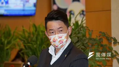 台灣基進立委陳柏惟(見圖)痛批在祭品文下討雞排的人是「奧客」。(資料照,盧逸峰攝)