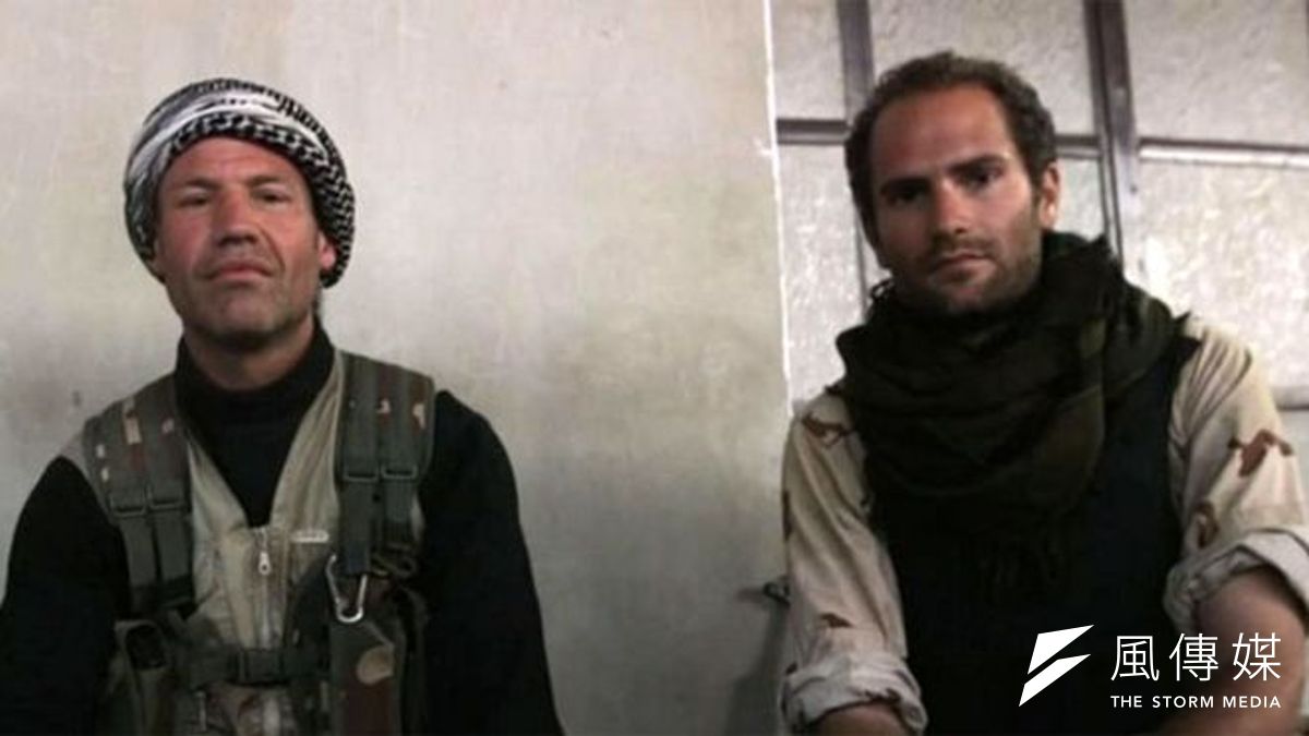 吉姆(左)和麥薩,和庫爾德人一起抗擊伊斯蘭國的兩名英國人 吉姆(左)和麥薩,和庫爾德人一起抗擊伊斯蘭國的兩名英國人
