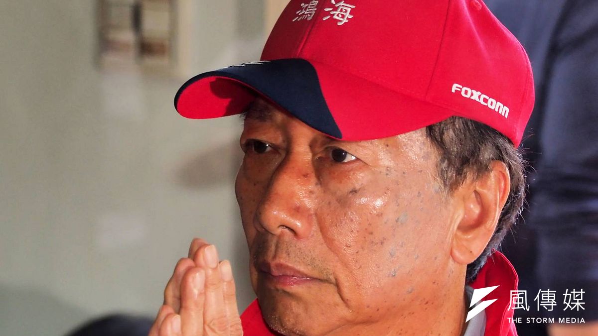 作者認為,郭台銘一出,因諸多侵犯農工大眾權益政策而出走的農工可能會歸隊, 讓民進黨或柯文哲成為平民百姓的代理人,跟大老闆打一場轟轟烈烈的階級戰爭。(資料照,新新聞林瑞慶攝) 作者認為,郭台銘一出,因諸多侵犯農工大眾權益政策而出走的農工可能會歸隊, 讓民進黨或柯文哲成為平民百姓的代理人,跟大老闆打一場轟轟烈烈的階級戰爭。(資料照,新新聞林瑞慶攝)