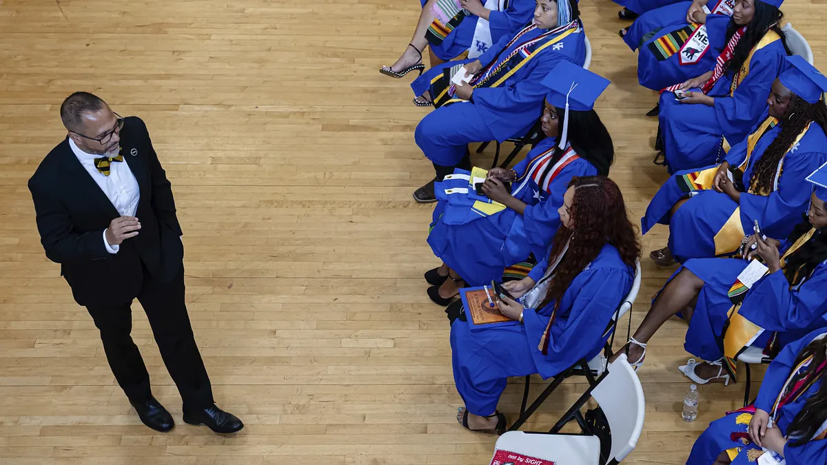 美國肯塔基州一處學校的畢業典禮。(示意照,美聯社)
