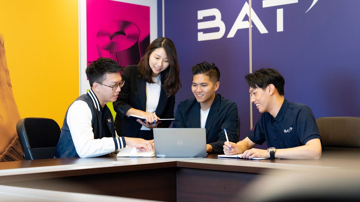 BAT Taiwan憑藉其獨特的3T人才策略,成功打造出T世代理想的職場,更被亞洲權威人力資源刊物HR Asia評選為當代人才的明智選擇。 BAT Taiwan憑藉其獨特的3T人才策略,成功打造出T世代理想的職場,更被亞洲權威人力資源刊物HR Asia評選為當代人才的明智選擇。