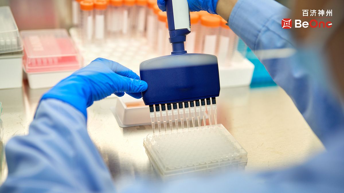 西方藥廠的「專利懸崖」竟成中國提款機?中國新藥臨床試驗已佔全球三分之一,《經濟學人》警告「美國病患將更依賴紅色供應鏈」