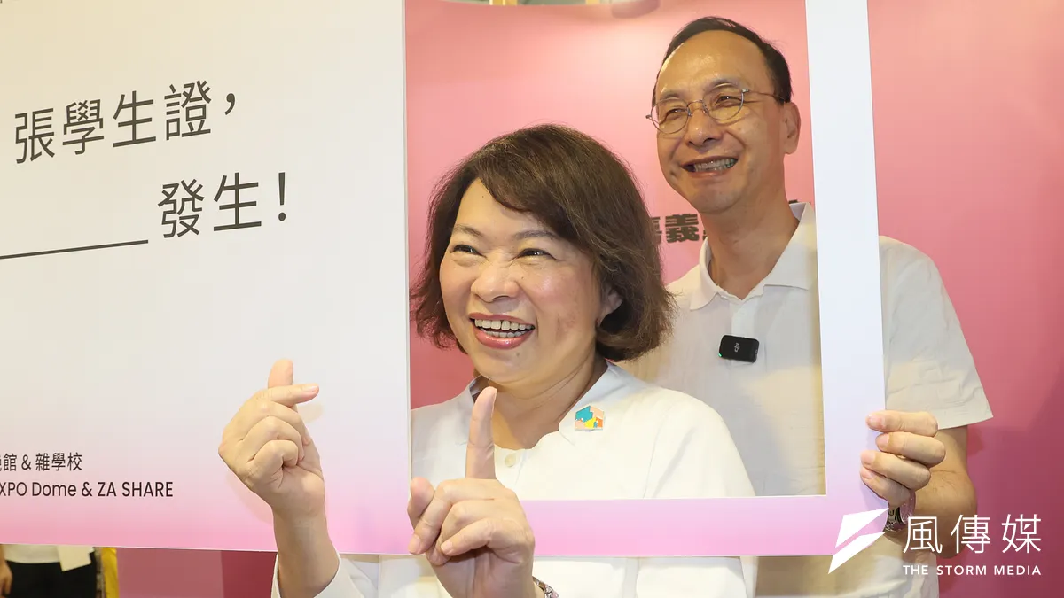 嘉義市長の黄敏惠(左)は国民党の南台湾唯一の執政地方首長だが、任期8年満了を迎えるも後継者不在で、国民党中央は2026年の前線陥落を懸念している。(資料写真、柯承惠撮影) 嘉義市長の黄敏惠(左)は国民党の南台湾唯一の執政地方首長だが、任期8年満了を迎えるも後継者不在で、国民党中央は2026年の前線陥落を懸念している。(資料写真、柯承惠撮影)