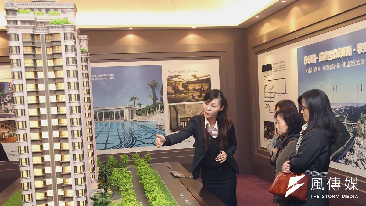 新手下斡最怕聽到「要不要加價」,網友建議堅守自身底價。(新新聞資料照)