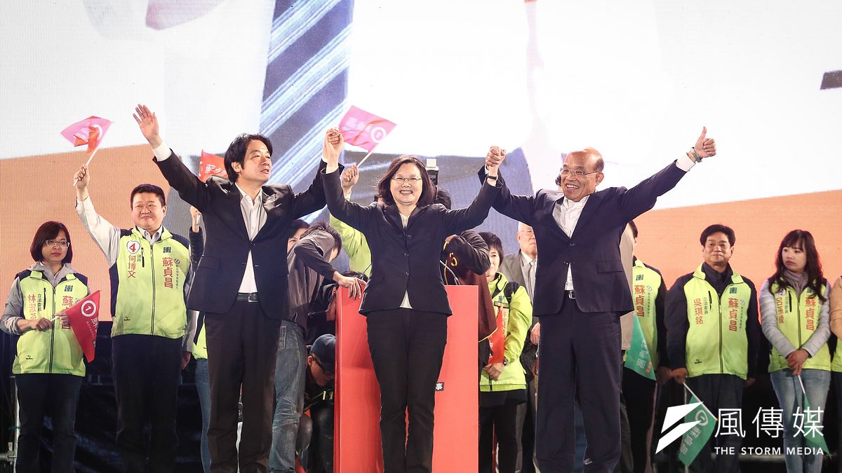 民進黨九合一選舉落敗,行政院長賴清德立即請辭雖遭慰留,但傳出將走人,而傳出接替人選蔡英文盼能敦請蘇貞昌重掌行政院。(資料照,陳品佑攝) 民進黨九合一選舉落敗,行政院長賴清德立即請辭雖遭慰留,但傳出將走人,而傳出接替人選蔡英文盼能敦請蘇貞昌重掌行政院。(資料照,陳品佑攝)