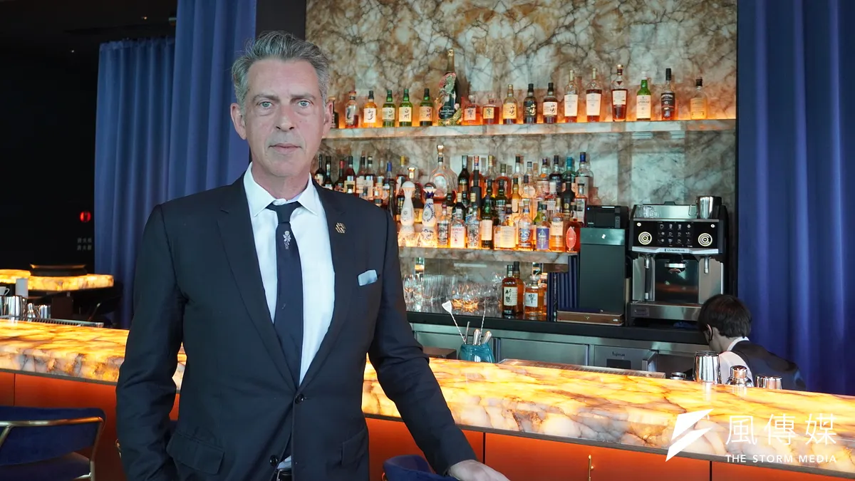 銀座の新たな社交空間で、創立者ステファン・ラフェイ氏が国際的な体験価値を語る。(写真/ゆい(@yui.injp)提供)