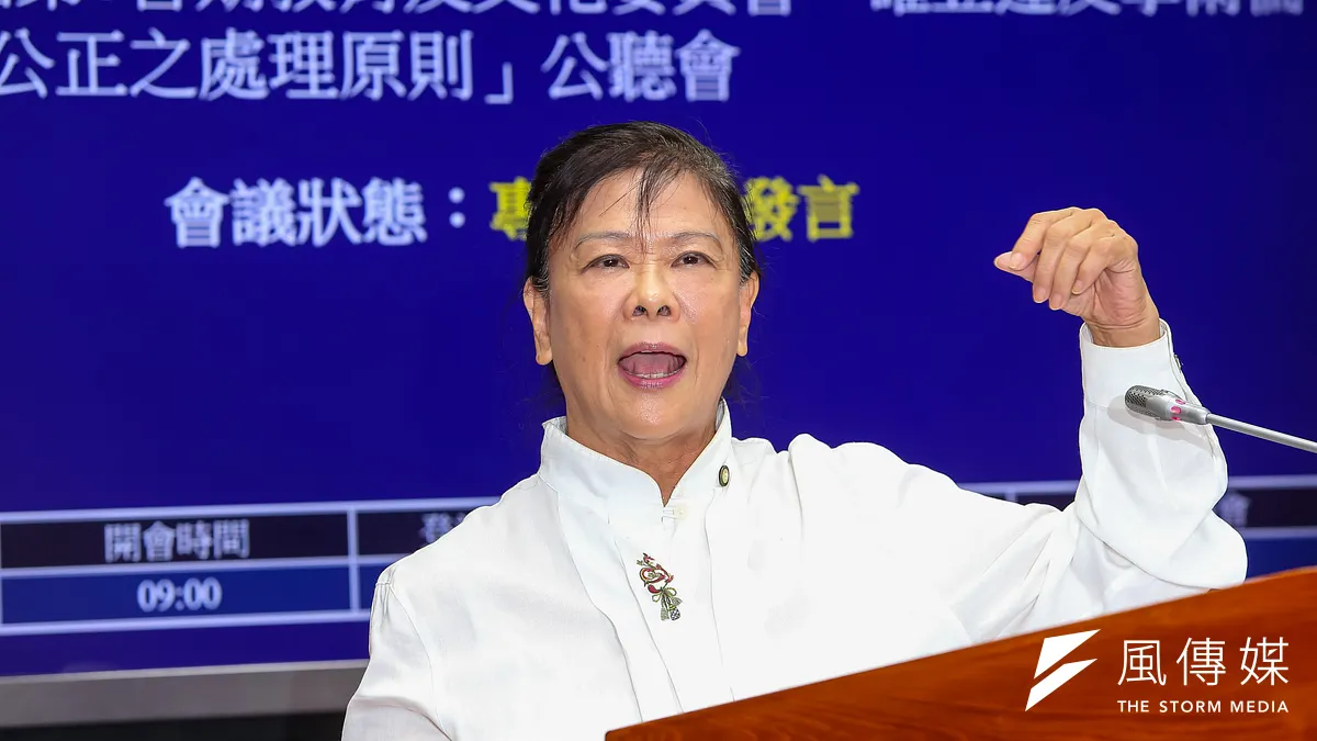 台大法律系名譽教授賀德芬28日出席「確立違反學術倫理案件客觀公正之處理原則」公聽會。(顏麟宇攝) 台大法律系名譽教授賀德芬28日出席「確立違反學術倫理案件客觀公正之處理原則」公聽會。(顏麟宇攝)