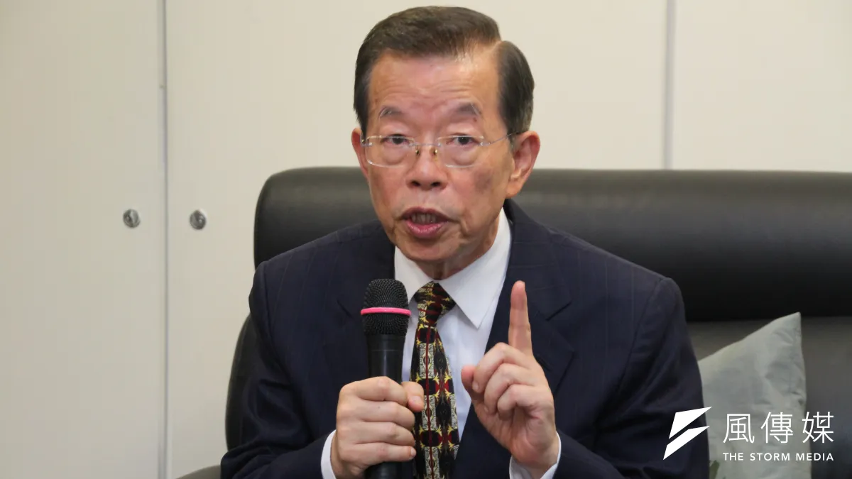 謝長廷完成了對白曉燕案兇嫌陳進興談判時的承諾──幫陳嫌的太太辯護。(資料照,王德為攝)