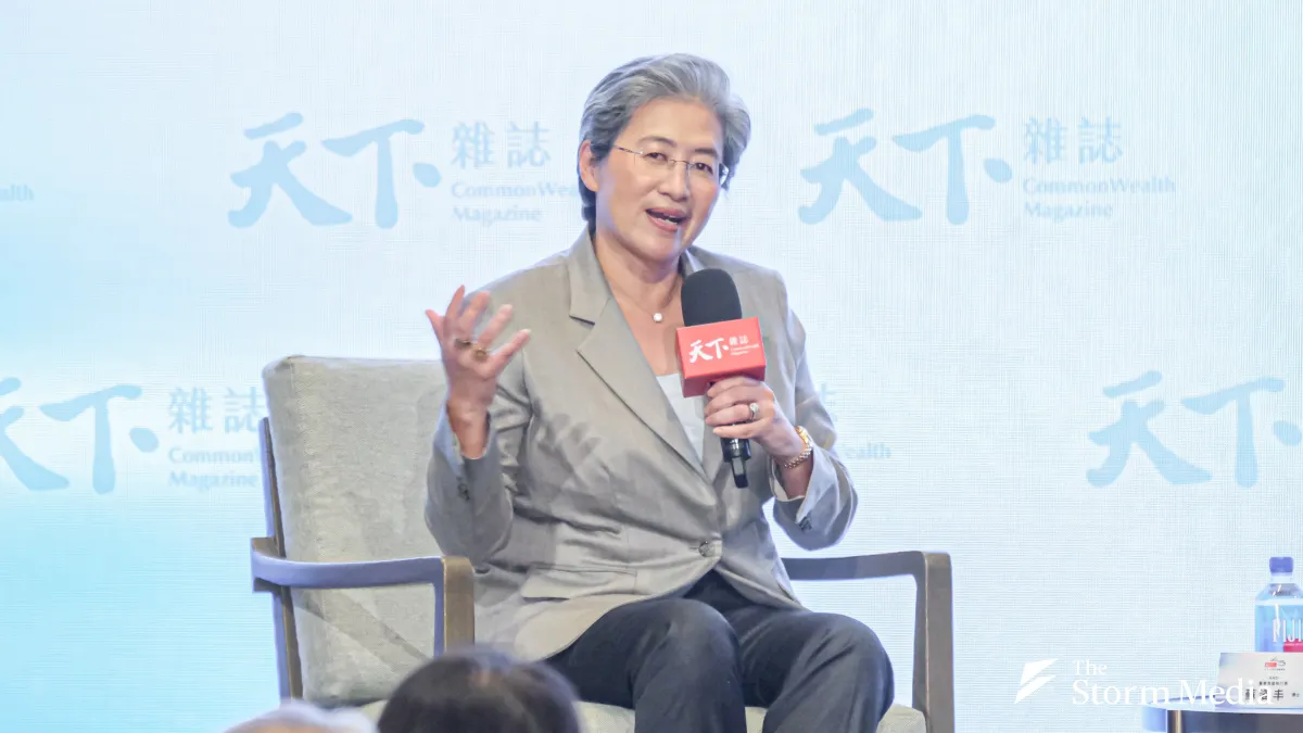 The CommonWealth Magazine 45th Anniversary Flagship Forum 'AI Summit Dialogue: Co-Creating a New Industrial Future' was held on the 22nd at the Marriott Hotel in Taipei. Pictured is AMD Chair and CEO Lisa Su (蘇姿丰). (Photo by Liu Wei-hung)