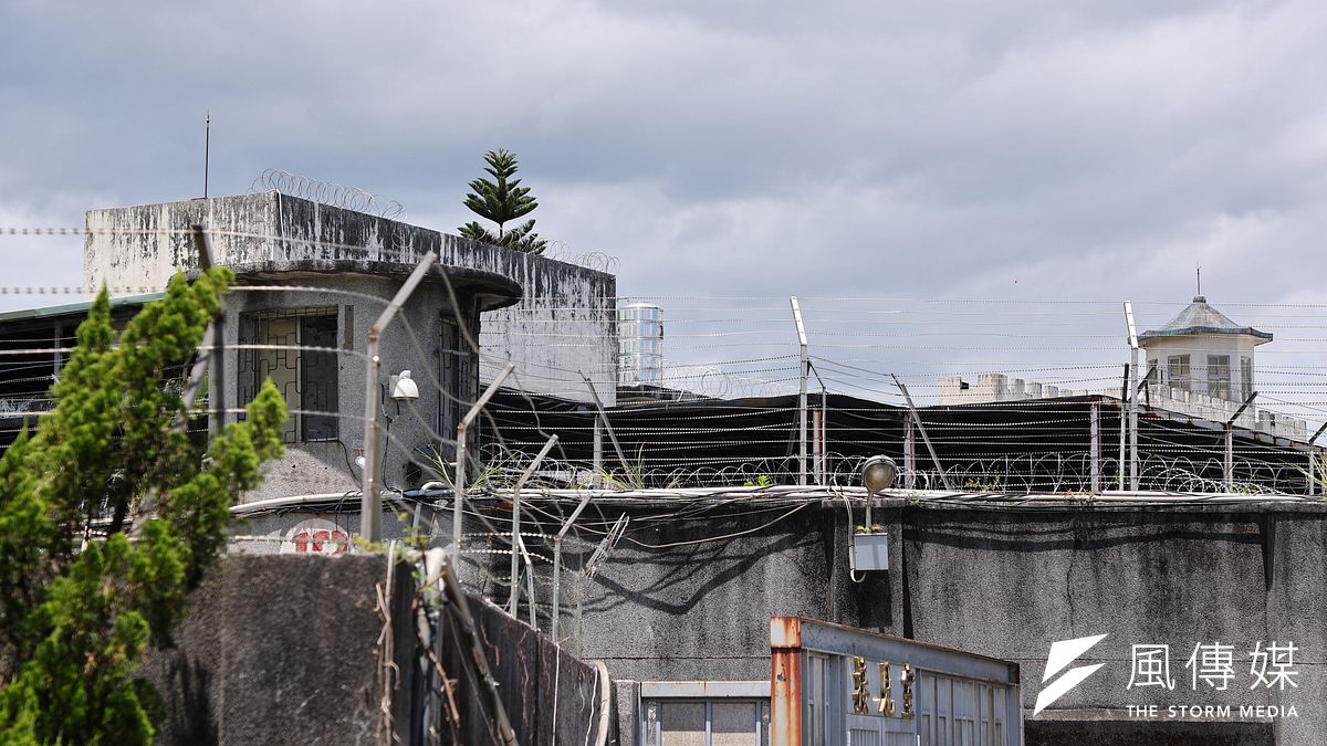 外人看監獄是「爽吃免錢牢飯」,受刑人卻揭開第一線現實:10年來都在牢房裡拚命摺紙蓮花代工...(資料照,圖為法務部矯正署新店戒治所,顏麟宇攝) 外人看監獄是「爽吃免錢牢飯」,受刑人卻揭開第一線現實:10年來都在牢房裡拚命摺紙蓮花代工...(資料照,圖為法務部矯正署新店戒治所,顏麟宇攝)