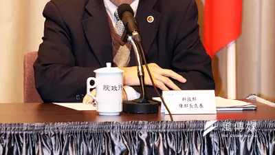 大埔張藥房遺孀彭秀春22日出席行政院長林全溝通會,希望能原地重選被強拆的張藥房。(資料照片,曾原信攝)