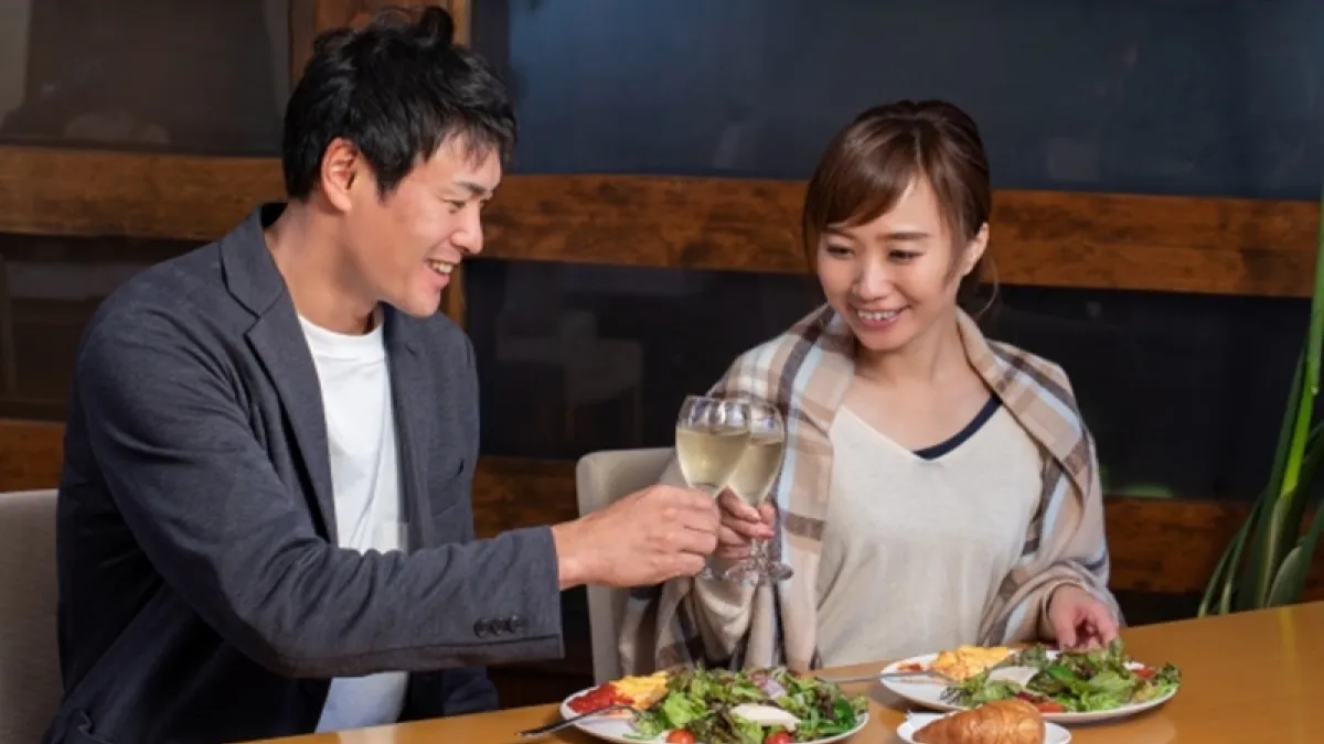 在餐廳想要再來一份,不要說Can I have another one?(示意圖/pakutaso)