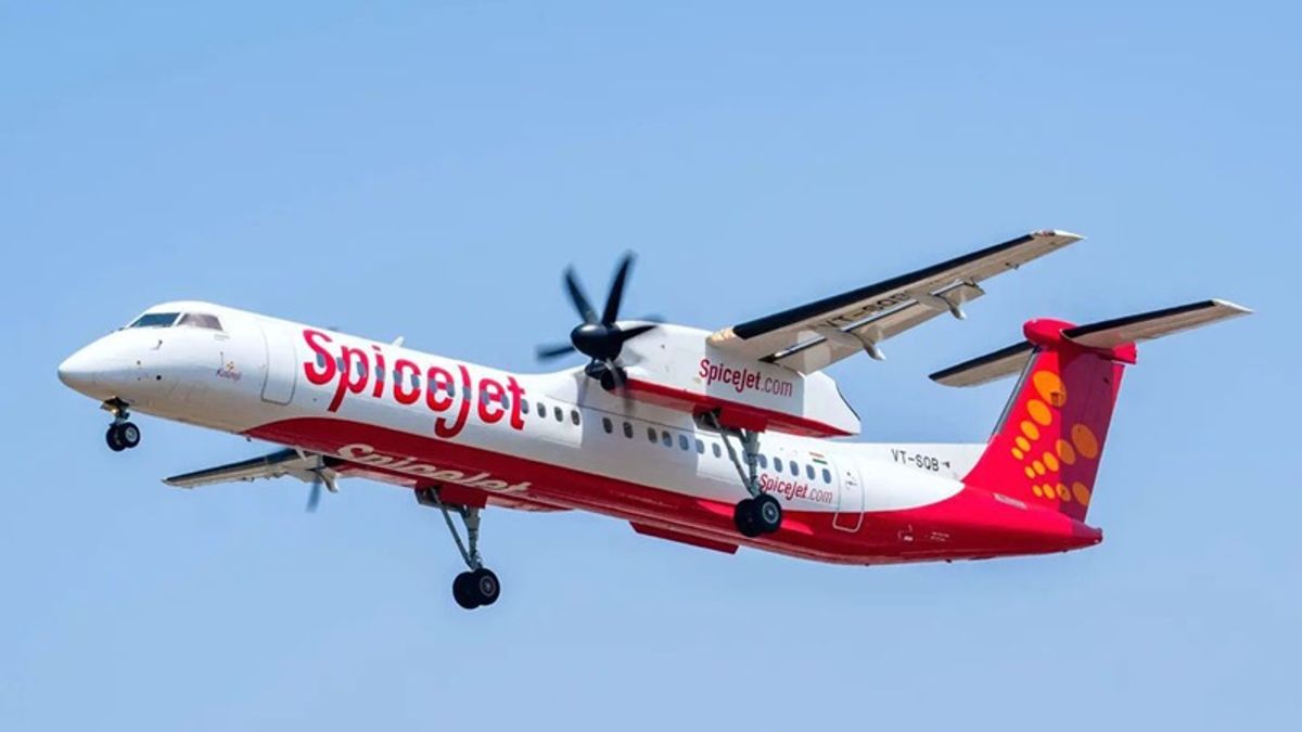 香料航空爆裁員!(圖/翻攝自FB/FlySpiceJet) 香料航空爆裁員!(圖/翻攝自FB/FlySpiceJet)