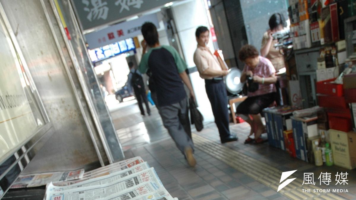 繼去年6月台灣《蘋果日報》停刋,《蘋果新聞網》也將於8月31日深夜熄燈,香港壹傳媒集團在台的營運告終。(資料照,郭晉瑋攝) 繼去年6月台灣《蘋果日報》停刋,《蘋果新聞網》也將於8月31日深夜熄燈,香港壹傳媒集團在台的營運告終。(資料照,郭晉瑋攝)