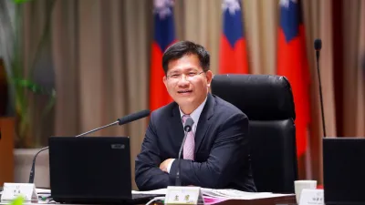台中市長林佳龍希望透過智慧交通,達成人本、安全及綠色願景。(圖/台中市政府提供)