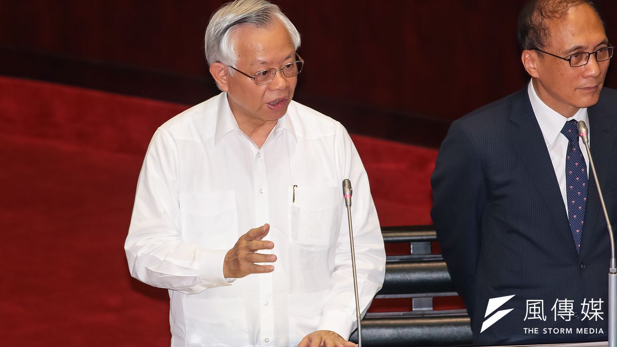 彭淮南介入兆豐銀案惹議,央行指出,此舉是金管會建議,為兆豐銀行爭取時間。(資料照,顏麟宇攝) 彭淮南介入兆豐銀案惹議,央行指出,此舉是金管會建議,為兆豐銀行爭取時間。(資料照,顏麟宇攝)