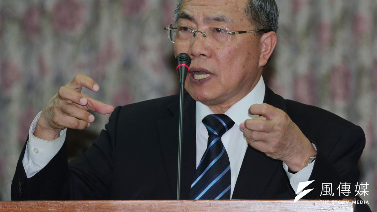 原能會主委蔡春鴻15日到立法院教育文化委員會接受備詢。(余志偉攝) 原能會主委蔡春鴻15日到立法院教育文化委員會接受備詢。(余志偉攝)