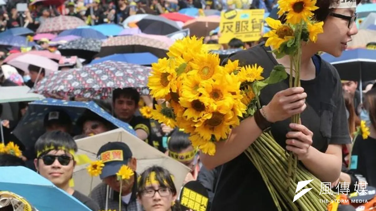 大陽花學潮從318佔領立法院到330佔領凱道,馬英九總統始終找不到正確回應學生的方式。(吳逸驊攝) 大陽花學潮從318佔領立法院到330佔領凱道,馬英九總統始終找不到正確回應學生的方式。(吳逸驊攝)
