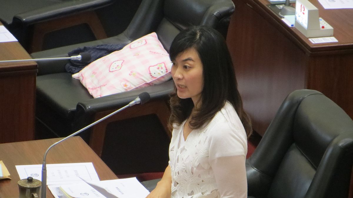 高雄市議員市議員陳麗娜23日指出,「勞檢吹哨者」身分被市府曝光、洩漏給雇主,這是極其嚴重的違失,此事非同小可,市府必須嚴加查辦!(資料照,高雄市府工務局提供) 高雄市議員市議員陳麗娜23日指出,「勞檢吹哨者」身分被市府曝光、洩漏給雇主,這是極其嚴重的違失,此事非同小可,市府必須嚴加查辦!(資料照,高雄市府工務局提供)