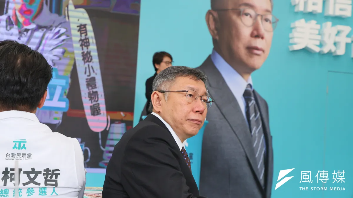 民眾黨總統參選人柯文哲如何把陸配徐春鶯列入民眾黨不分區名單內,是至今未解之謎。(顏麟宇攝)