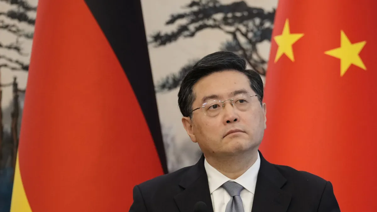 2023年4月14日,德國外交部長貝爾伯克和中國外交部長秦剛在北京釣魚台國賓館舉行的聯合記者會。(美聯社)
